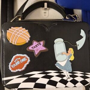 Rare 💖Kate Spade Black Alice in wonderland Crossbody Bag with Whimsical Graphics
